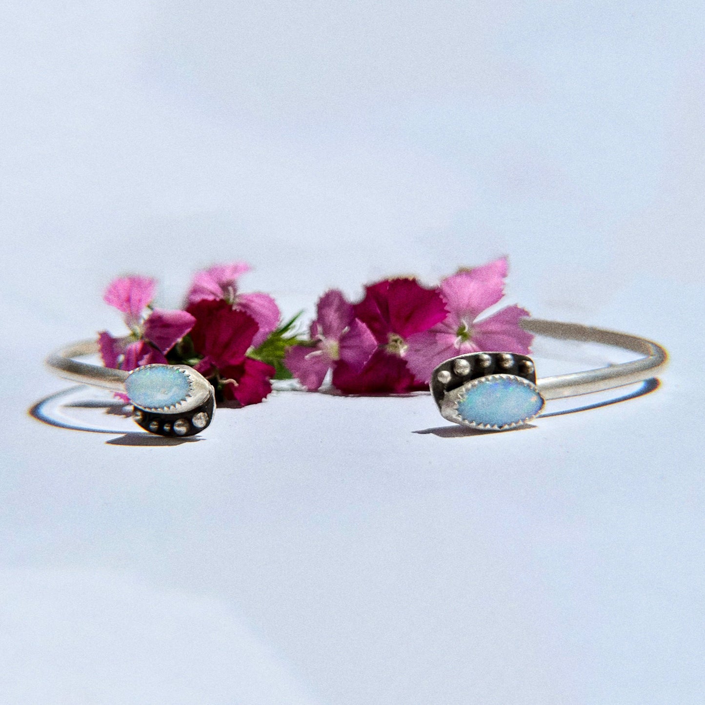alien dots choker