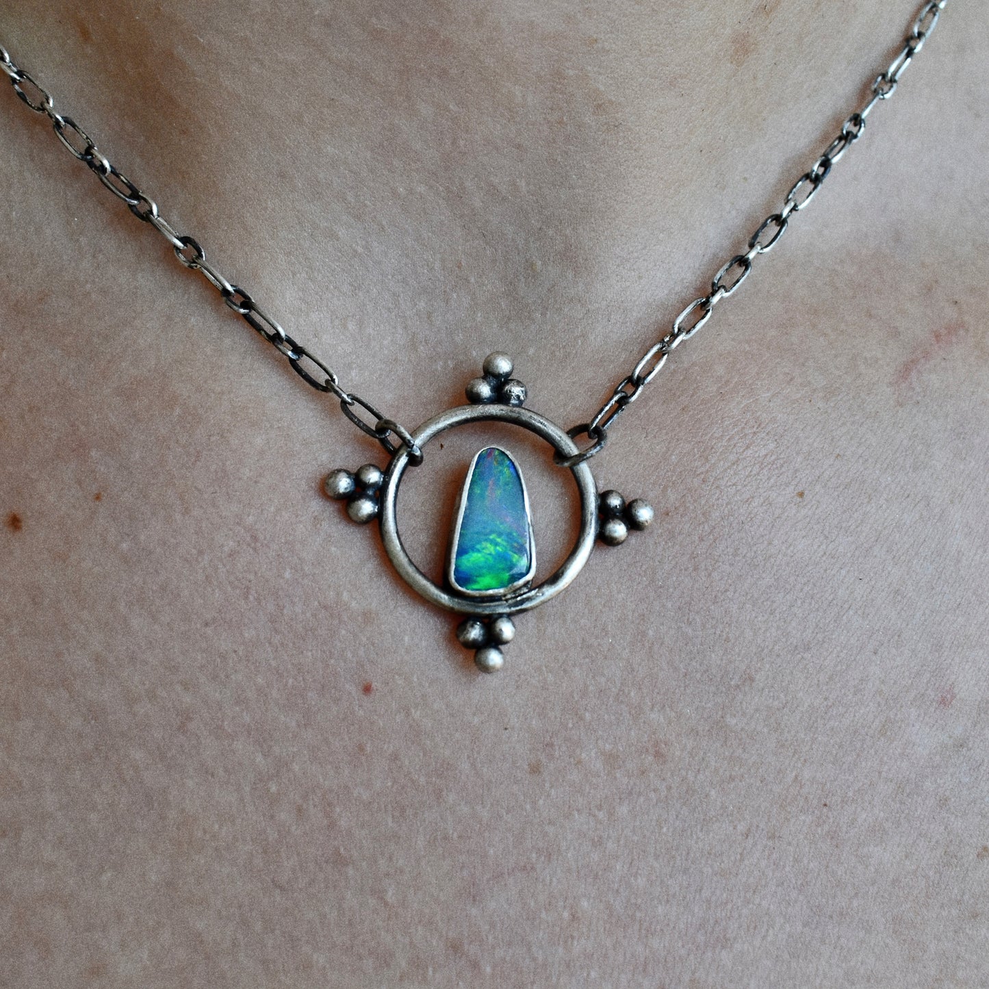circle & dots talisman ∴