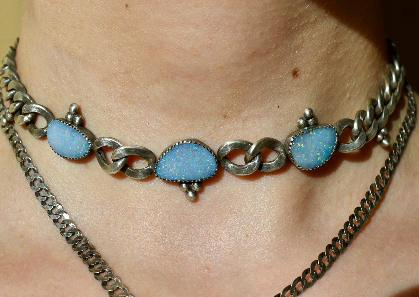 cosmic 3 opal choker