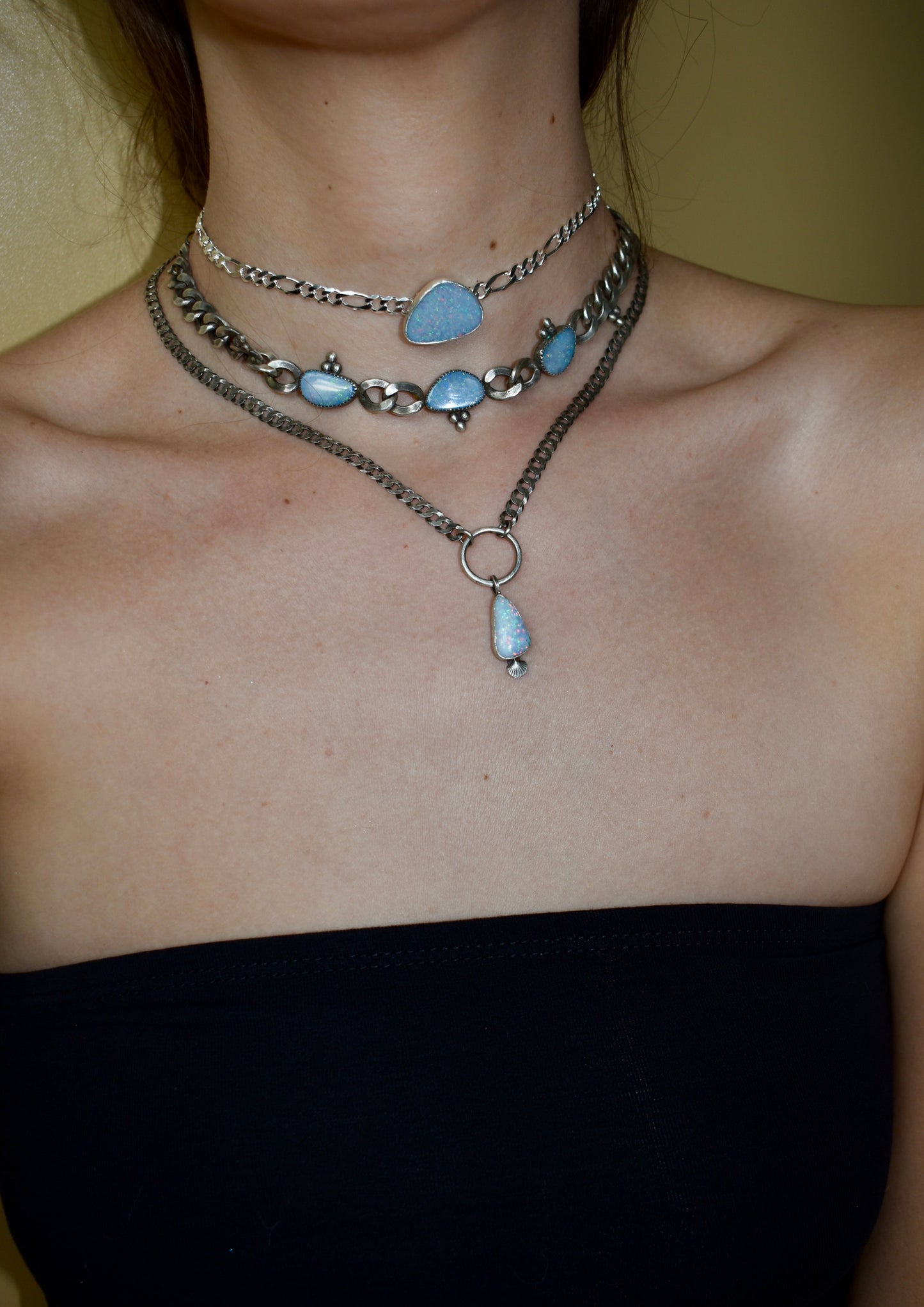 cosmic 3 opal choker