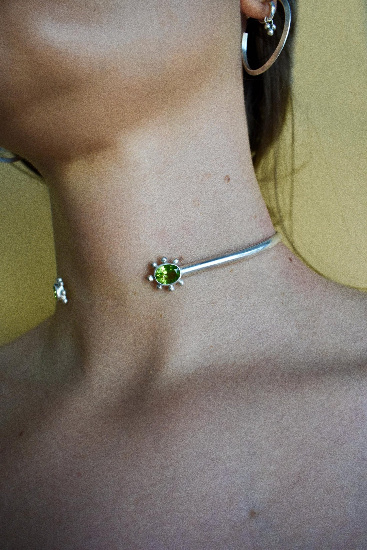 peridot choker cuff - 11.5in // 29cm length