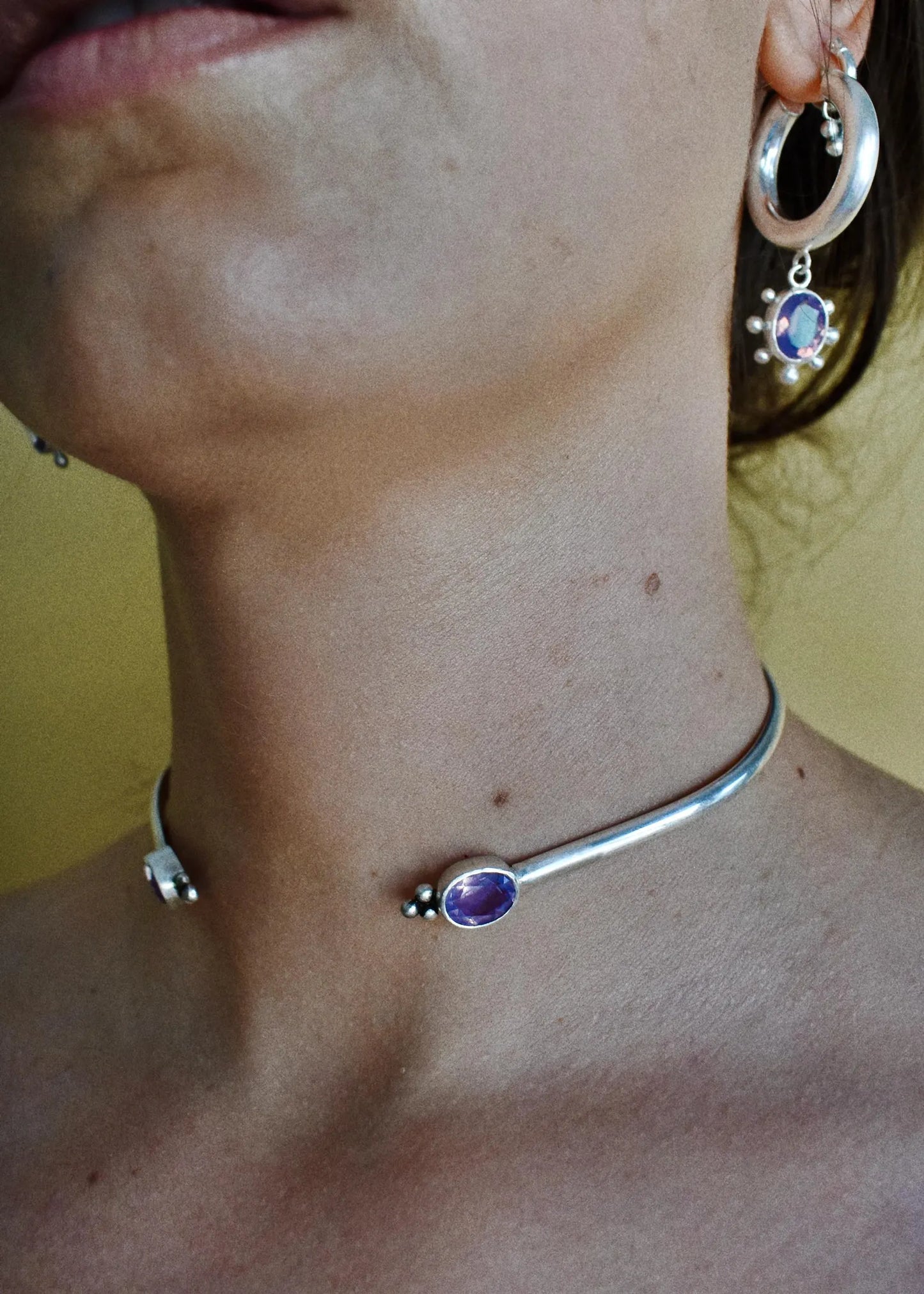lavender quartz ∴CuTe∴ dots choker cuff