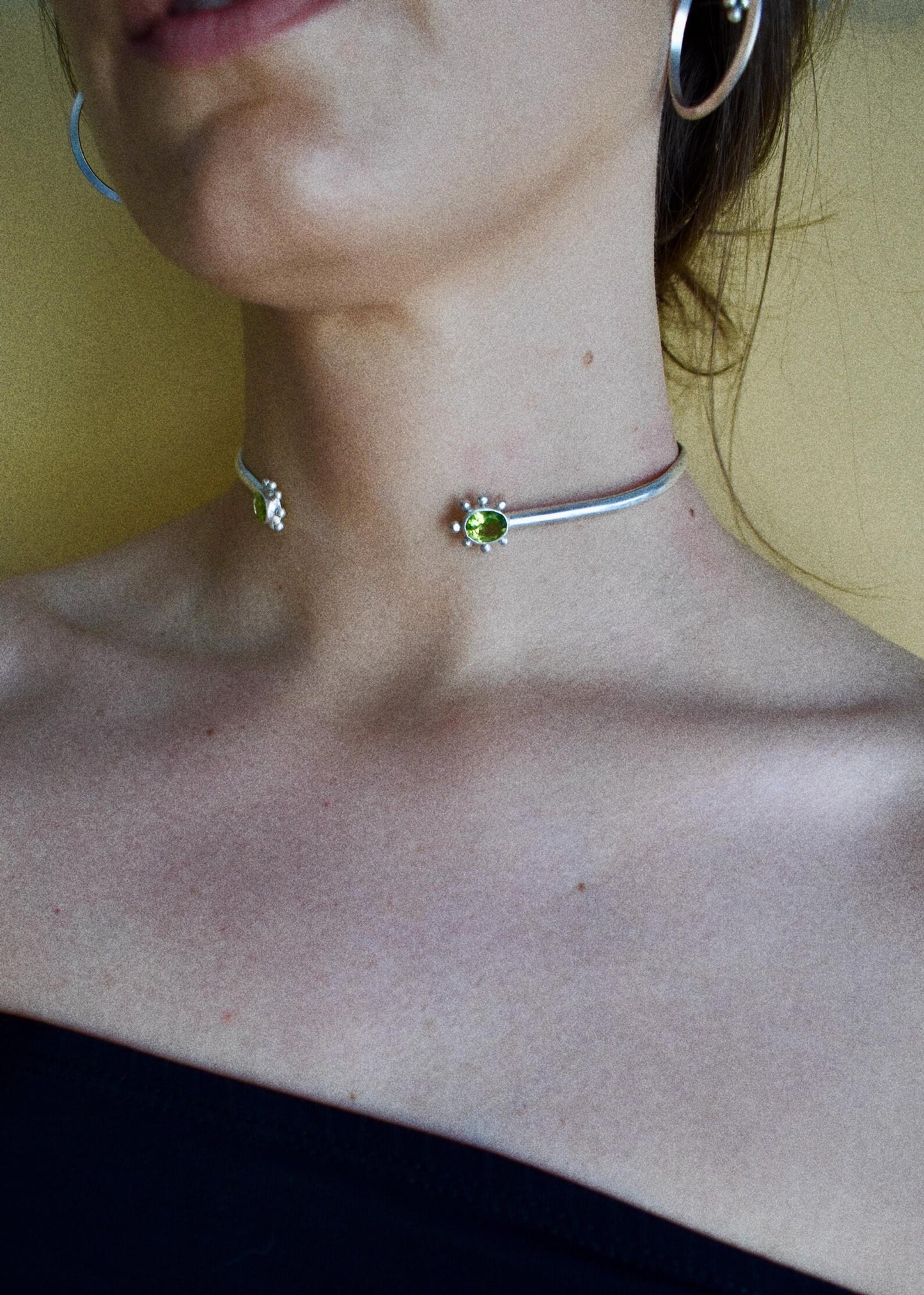 peridot choker cuff - 11.5in // 29cm length