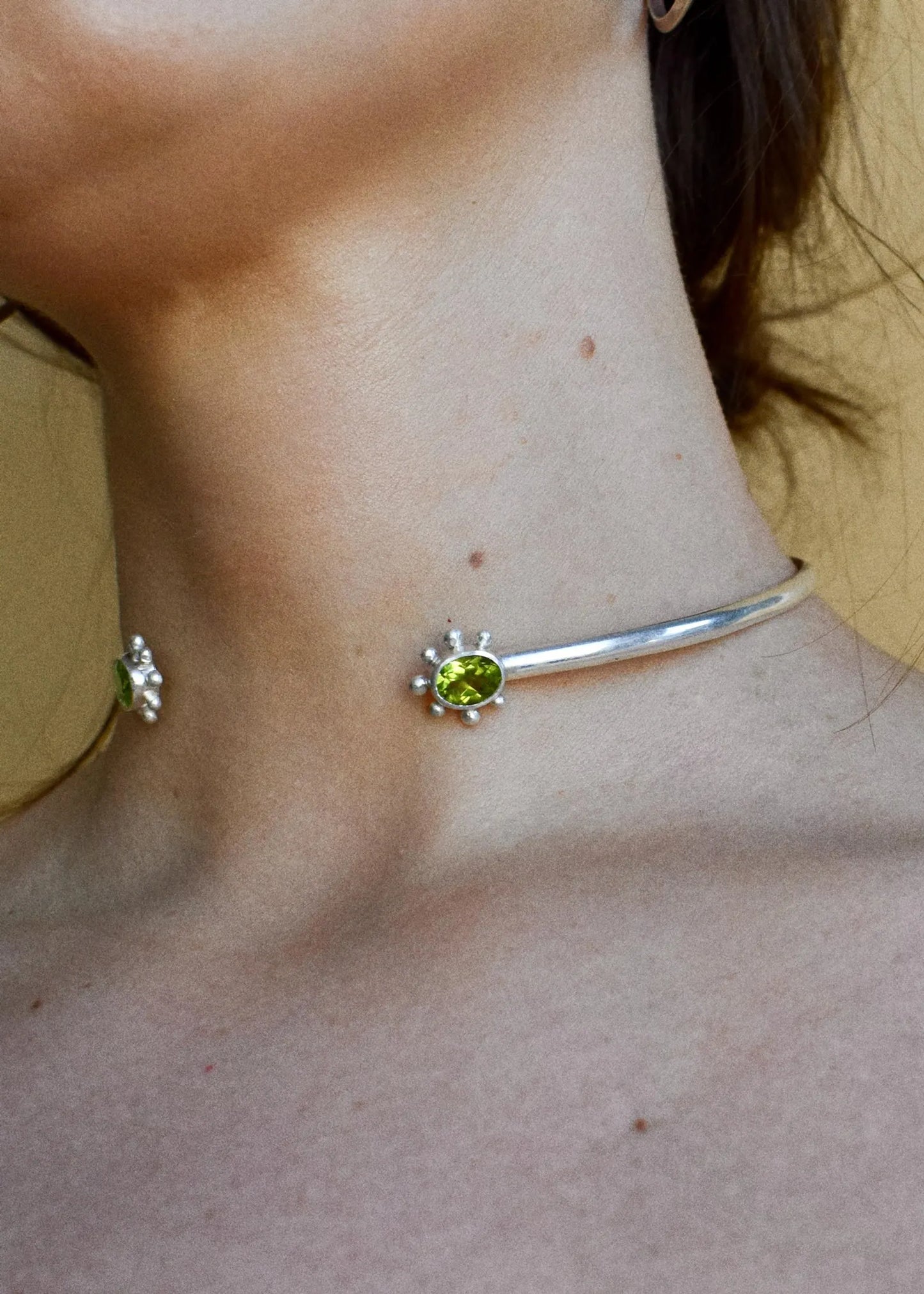 peridot choker cuff - 12in // 30.5cm length