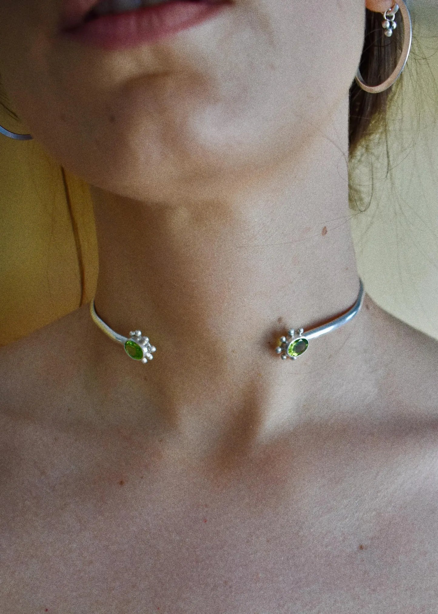 peridot choker cuff - 12in // 30.5cm length