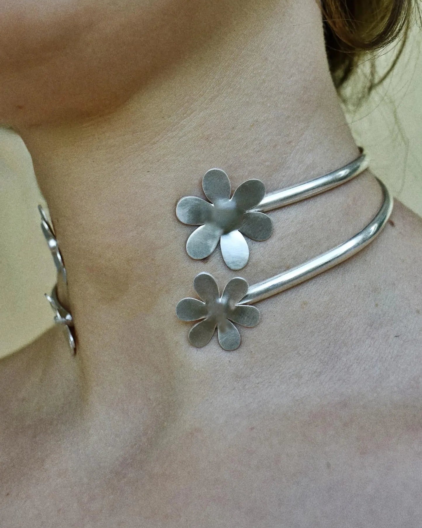 daisy choker cuff [gold or silver]