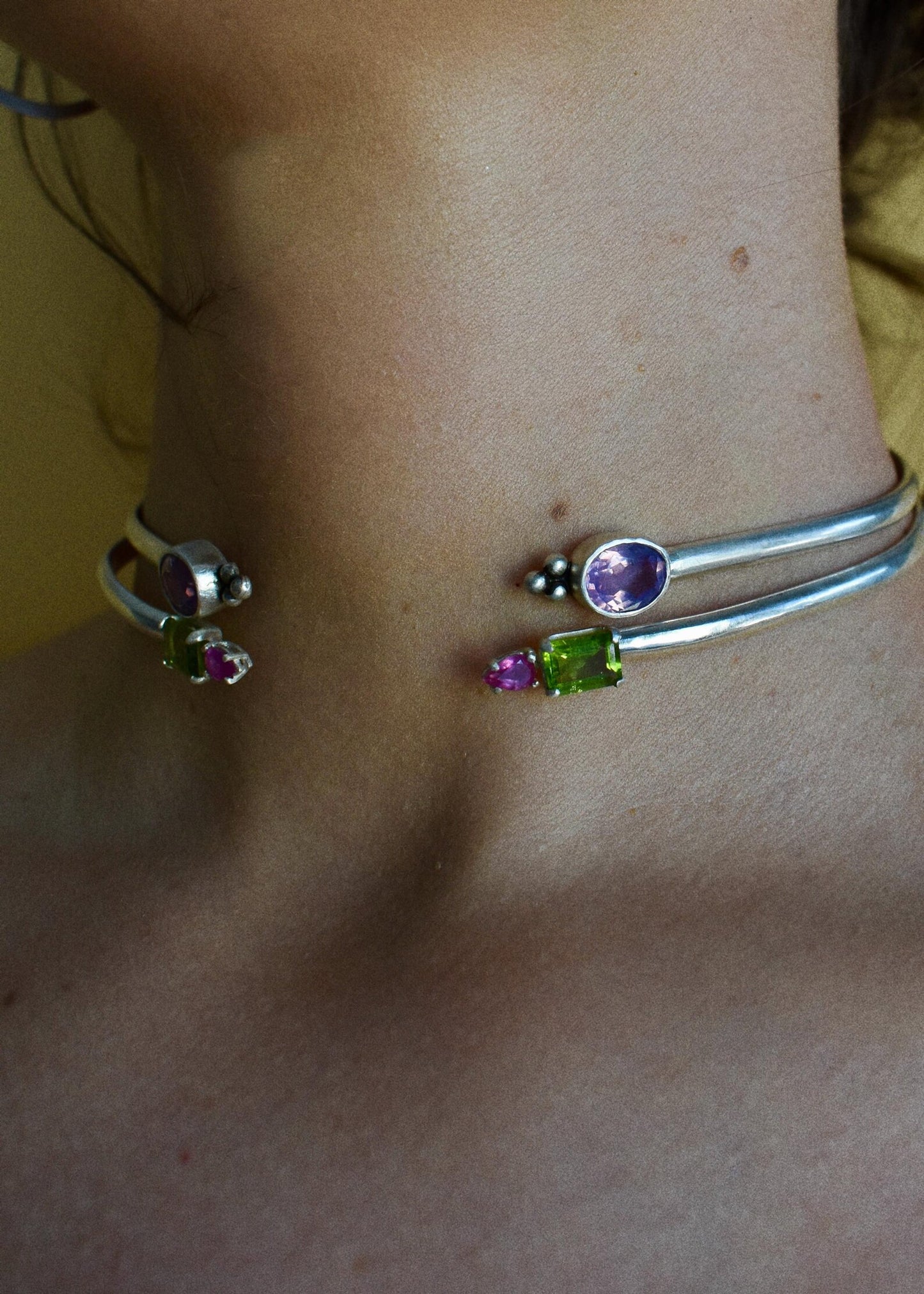 green peridot & pink sapphire choker cuff