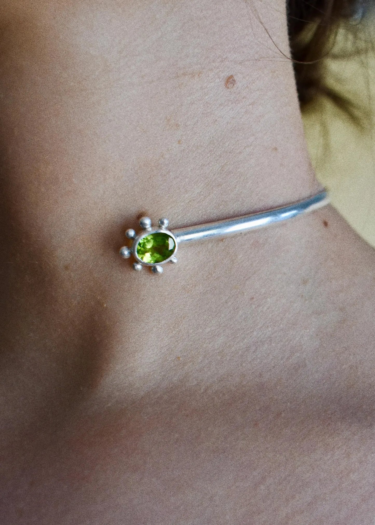 peridot choker cuff - 12in // 30.5cm length
