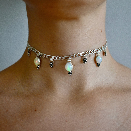 opal dots ᠅ choker necklace