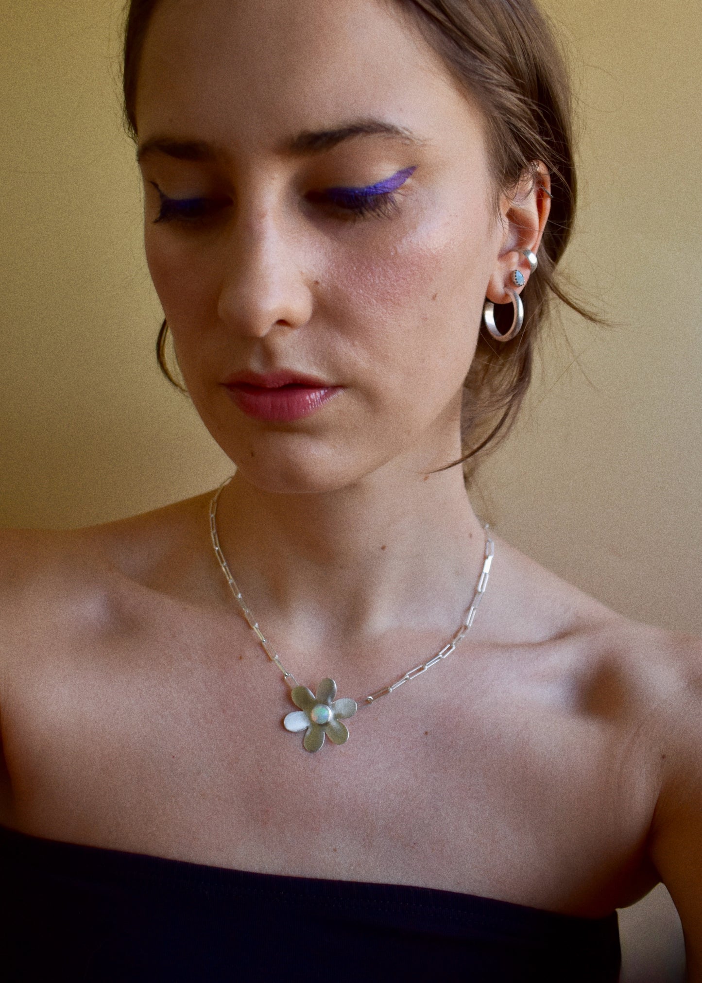 medium daisy opal necklace