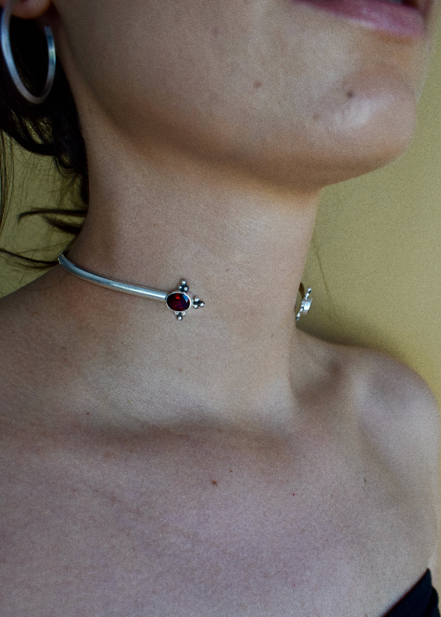 garnet choker cuff ∴ 11in // 28cm in length